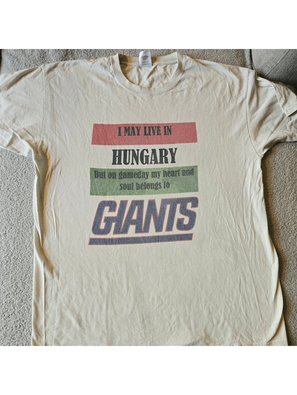 Fruit of the Loom XL Cream Cotton T-Shirt with Hungary Giants Print